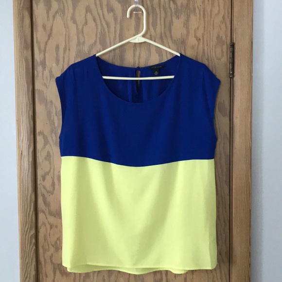 Tommy Hilfiger blouse - Picture 1 of 3